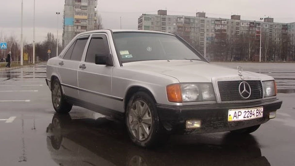 Mercedes-Benz 190 (W201) 2.0 Diesel 2