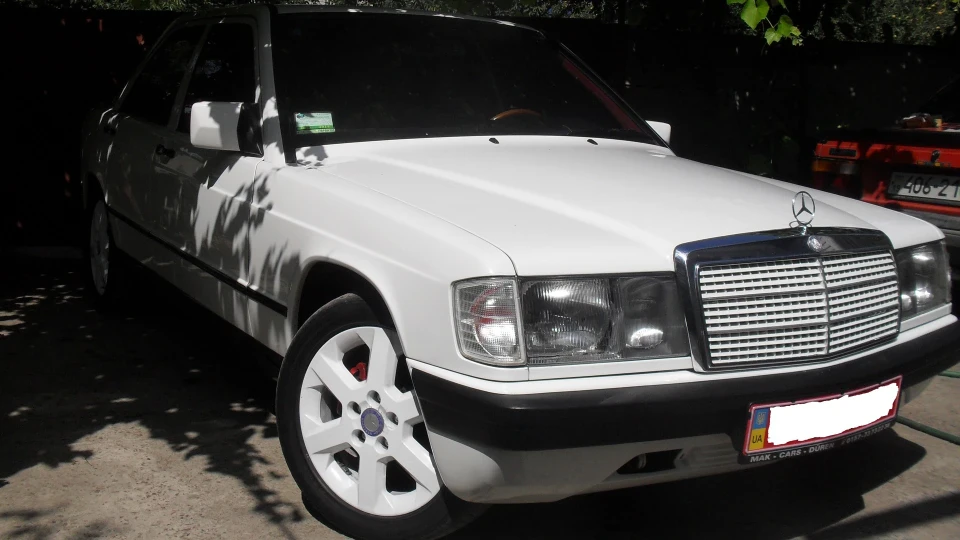 Mercedes-Benz 190 (W201) 2.0 5