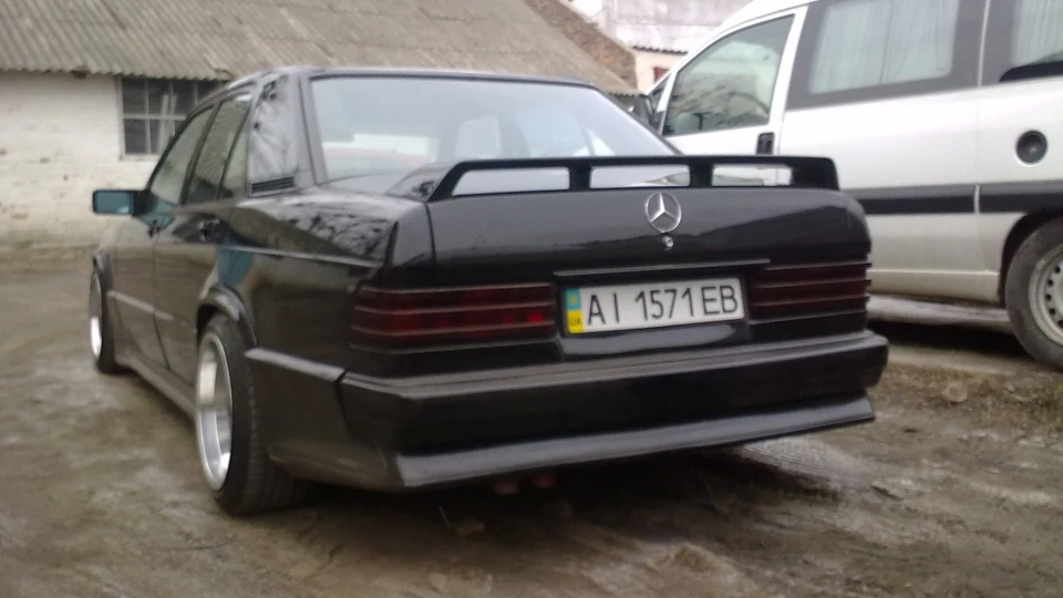 Mercedes-Benz 190 (W201) 2.3-16 cosworth 4