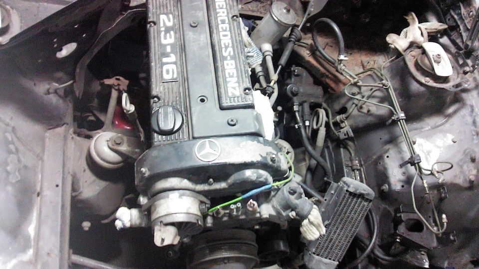 Mercedes-Benz 190 (W201) 2.3-16v 4
