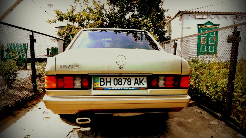 Mercedes-Benz 190 (W201) 2.3 автомат 3