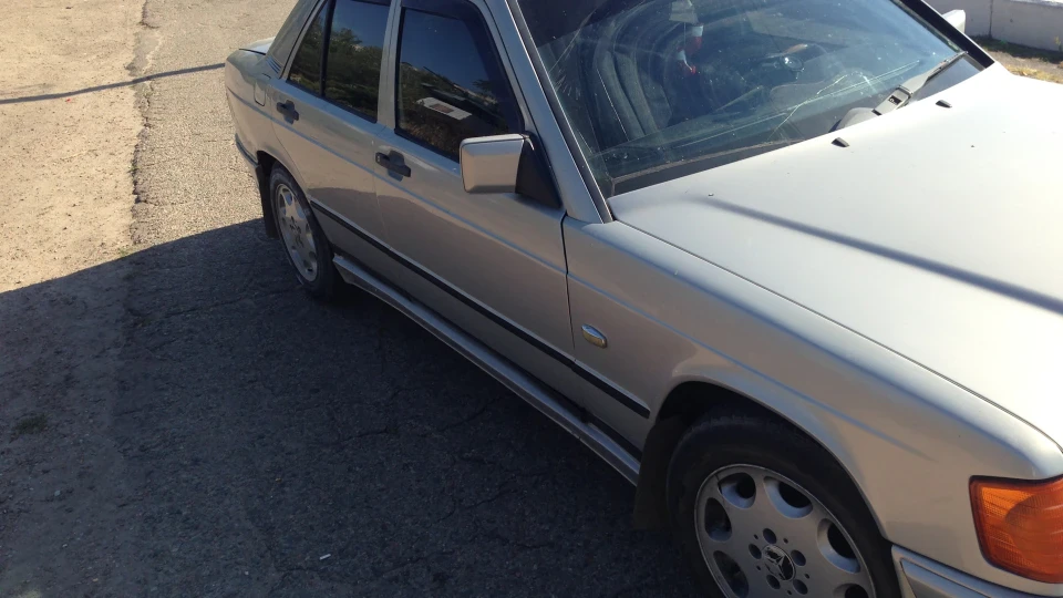 Mercedes-Benz 190 (W201) 2.3 бензин 3