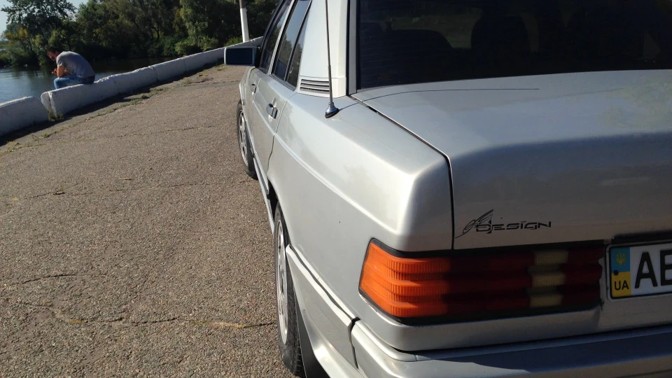 Mercedes-Benz 190 (W201) 2.3 бензин 5