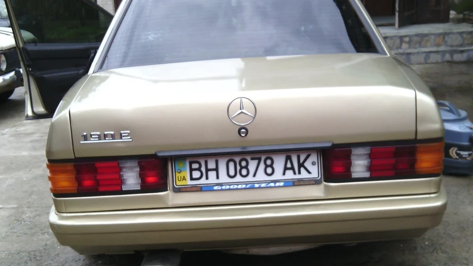 Mercedes-Benz 190 (W201) 2.3 e 5