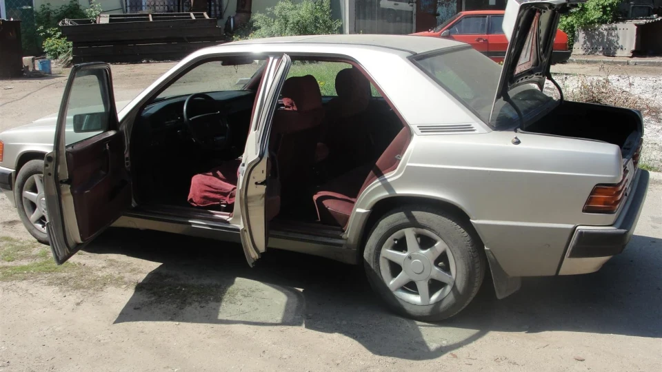 Mercedes-Benz 190 (W201) 2,5 літра дизельний Power