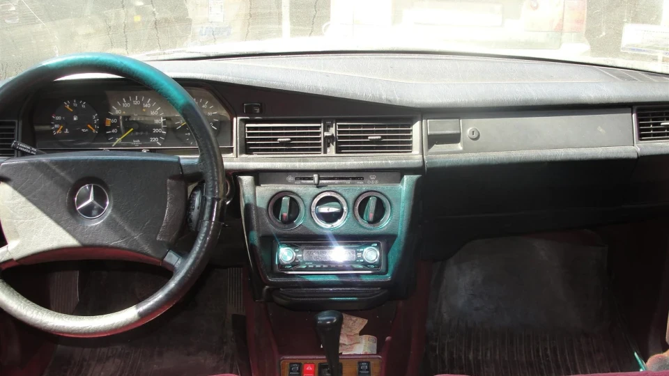 Mercedes-Benz 190 (W201) 2,5 літра дизельний Power 2