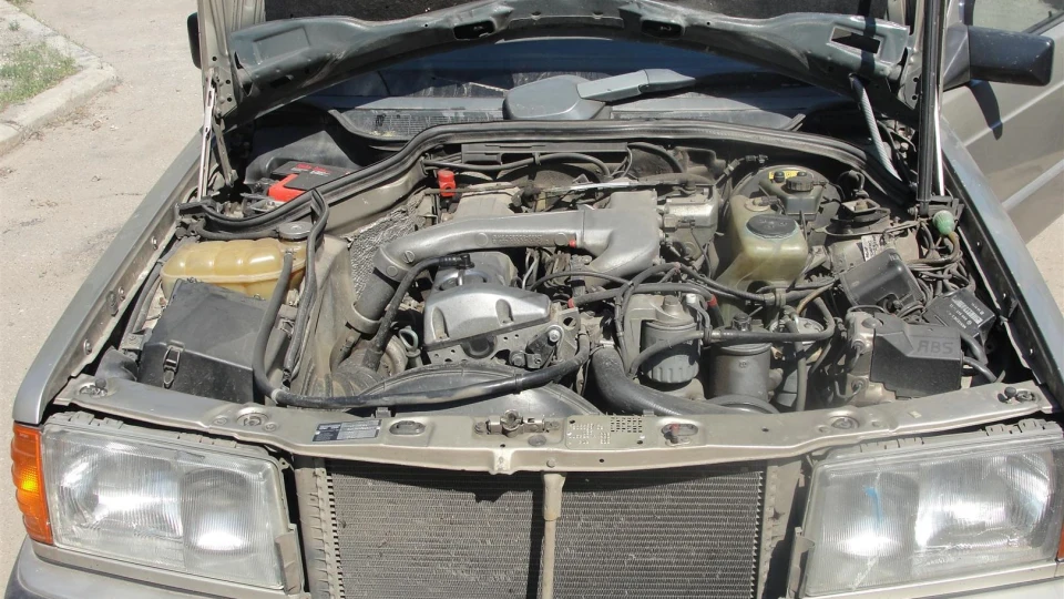 Mercedes-Benz 190 (W201) 2,5 літра дизельний Power 3