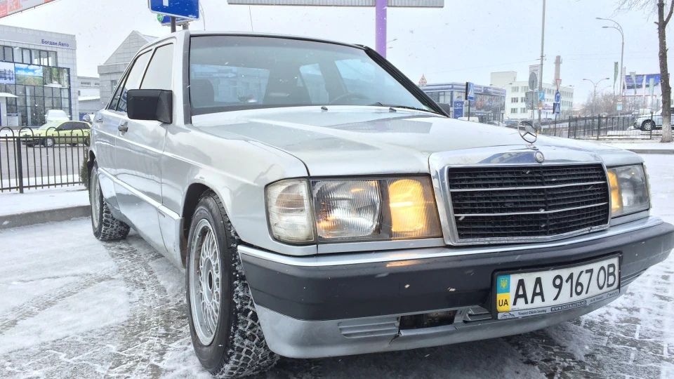 Mercedes-Benz 190 (W201) Australia 1.8 up 2.3 K 3