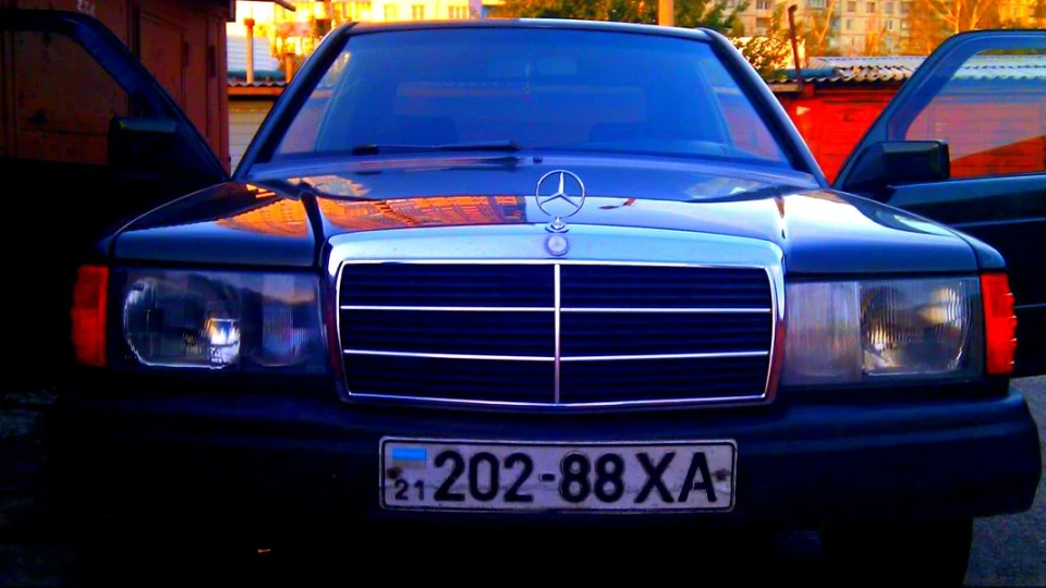 Mercedes-Benz 190 (W201) Бандит з 90-х 2