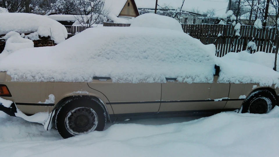 Mercedes-Benz 190 (W201) БЕЖОВИЙ МЕТАЛІК 2,0D 2