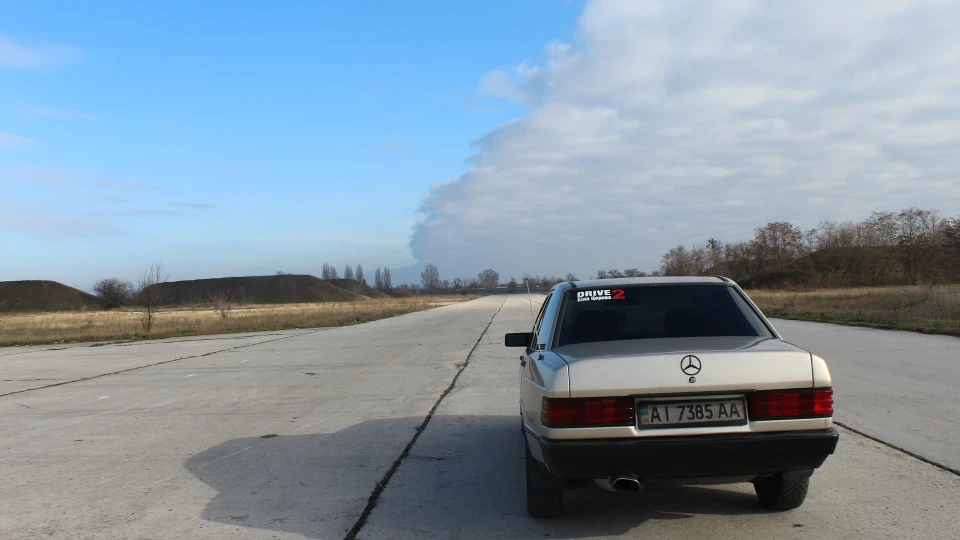 Mercedes-Benz 190 (W201) Brave MB 3