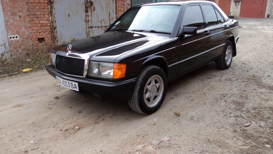 Mercedes-Benz 190 (W201) Чорний Мурзік 4