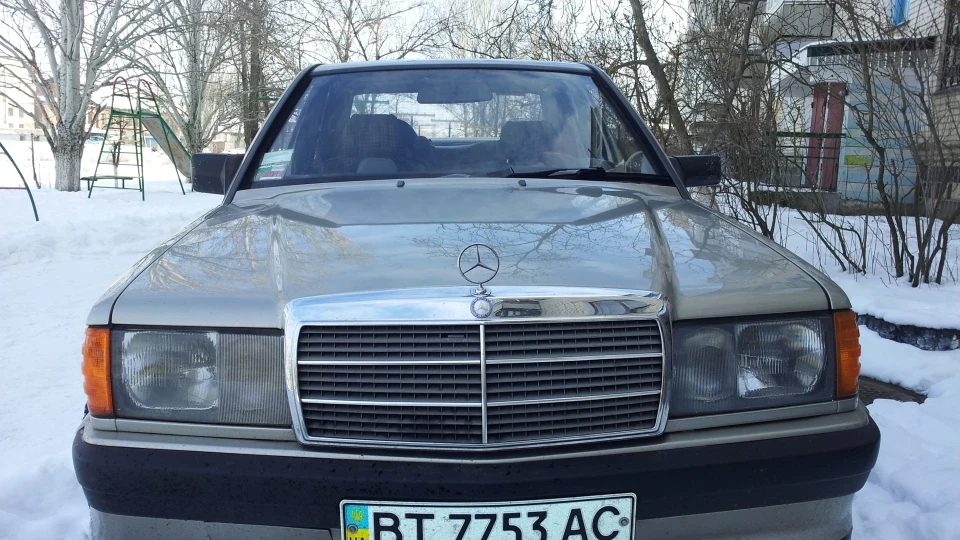 Mercedes-Benz 190 (W201) Cosworth-машина для душі 5