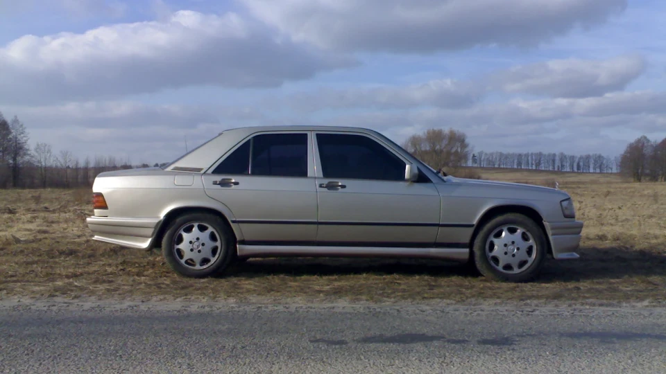 Mercedes-Benz 190 (W201) Diesel 4