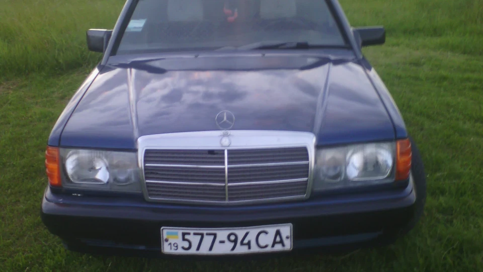 Mercedes-Benz 190 (W201) Красень Baby Benz 5