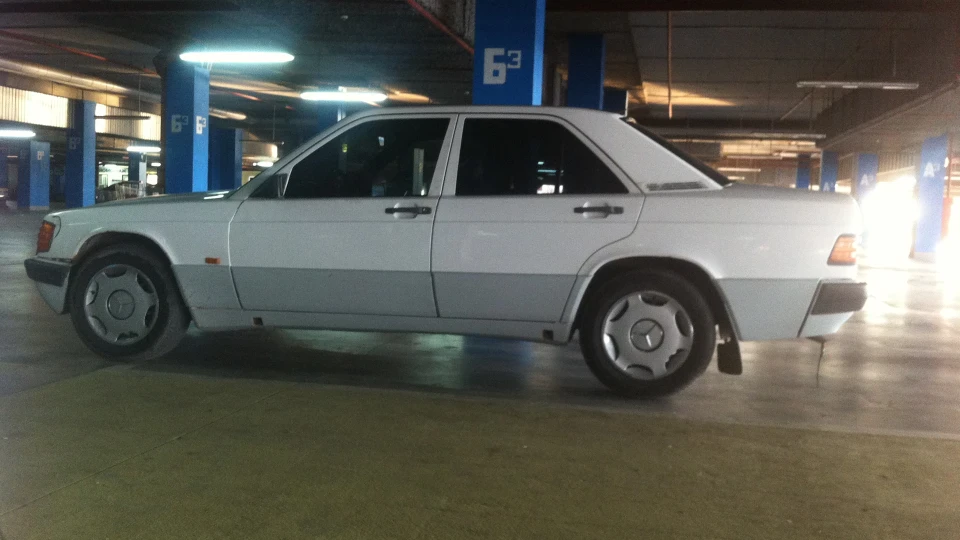Mercedes-Benz 190 (W201) Машина дна 2