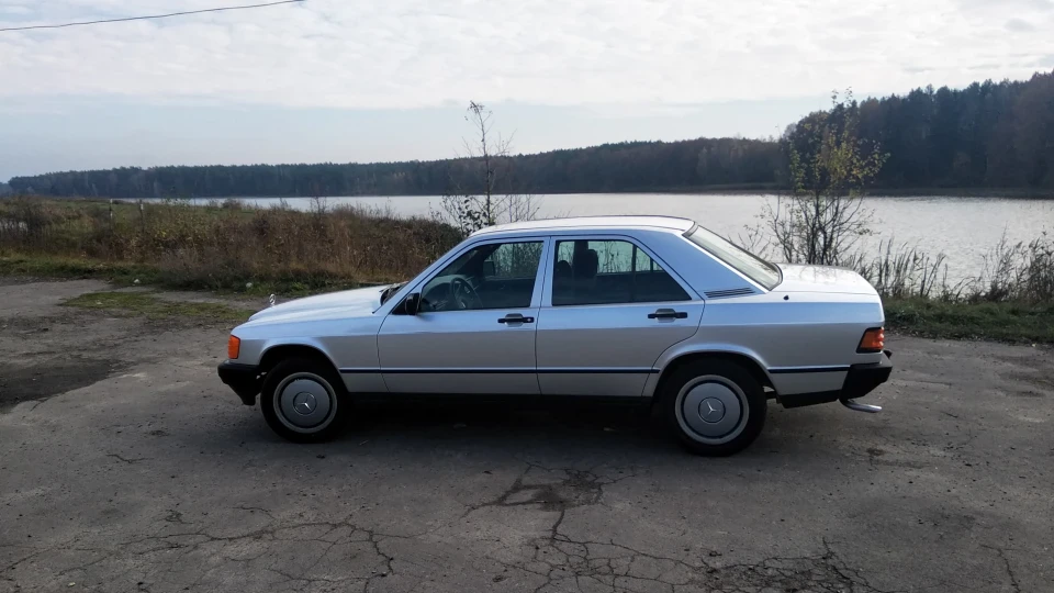 Mercedes-Benz 190 (W201) Мерсоліт w201 2
