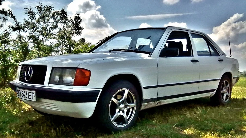 Mercedes-Benz 190 (W201) мурзик 4
