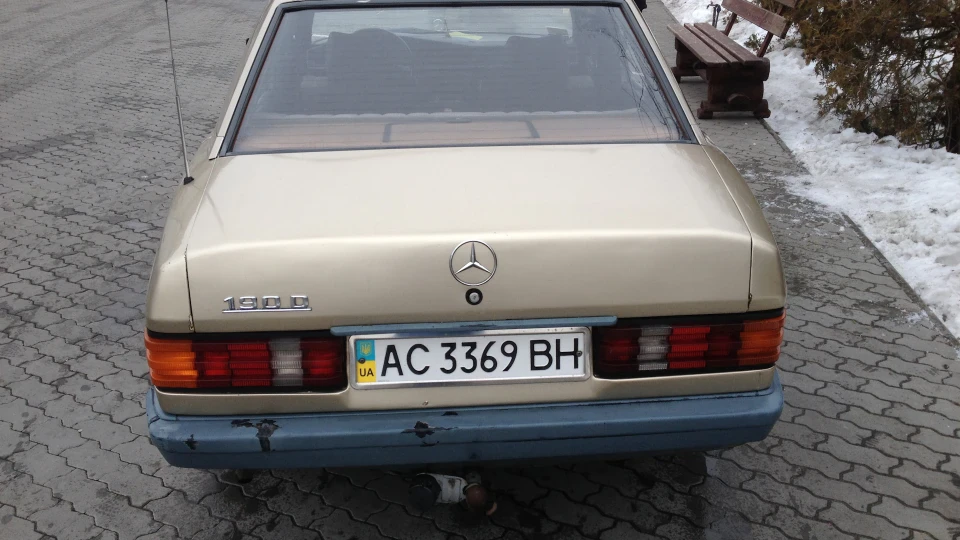 Mercedes-Benz 190 (W201) (тракторець) 3