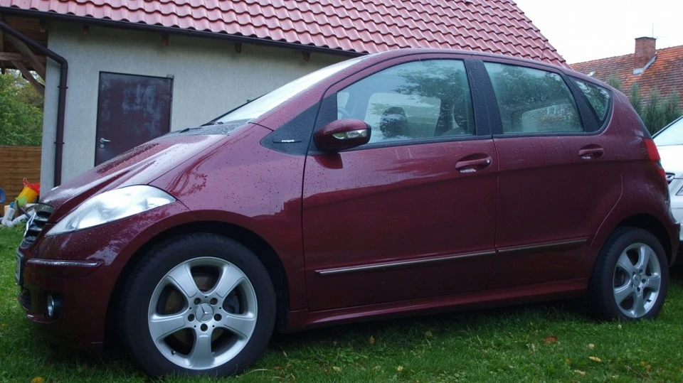Mercedes-Benz A-Class 2