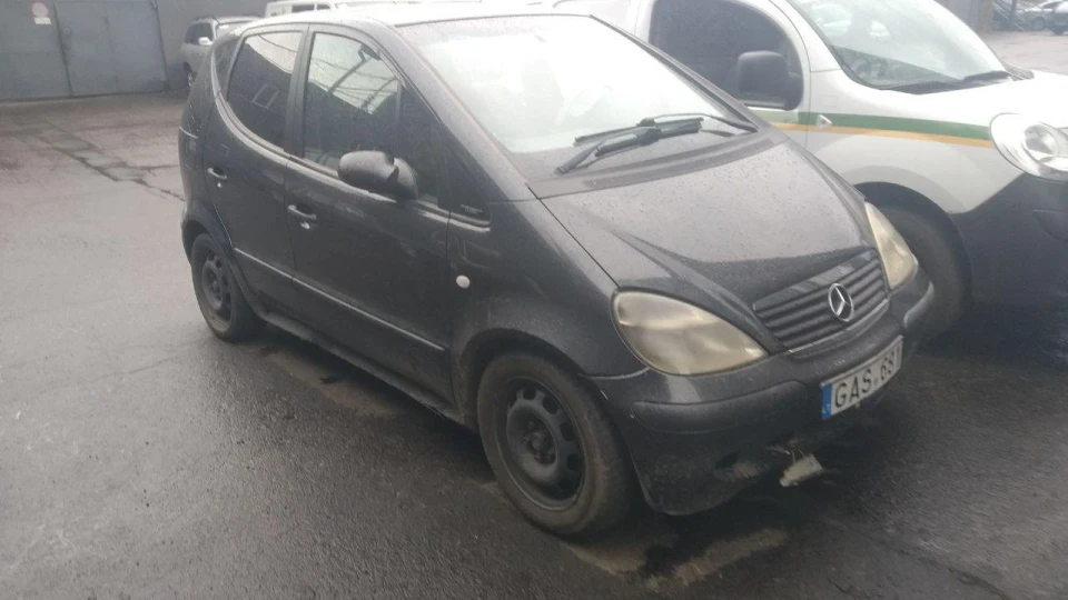 Mercedes-Benz A-Class 2