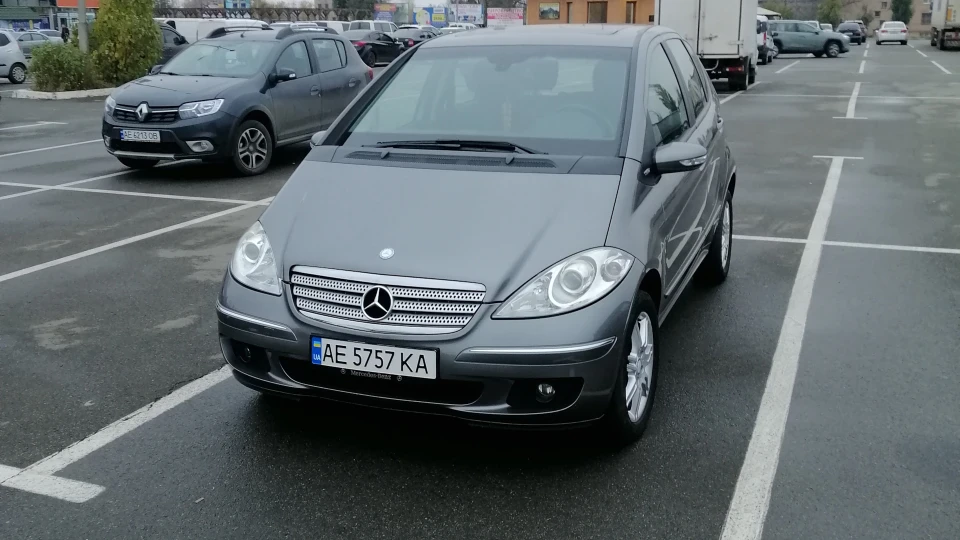 Mercedes-Benz A-Class 2