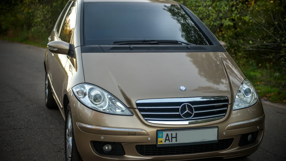 Mercedes-Benz A-Class 2