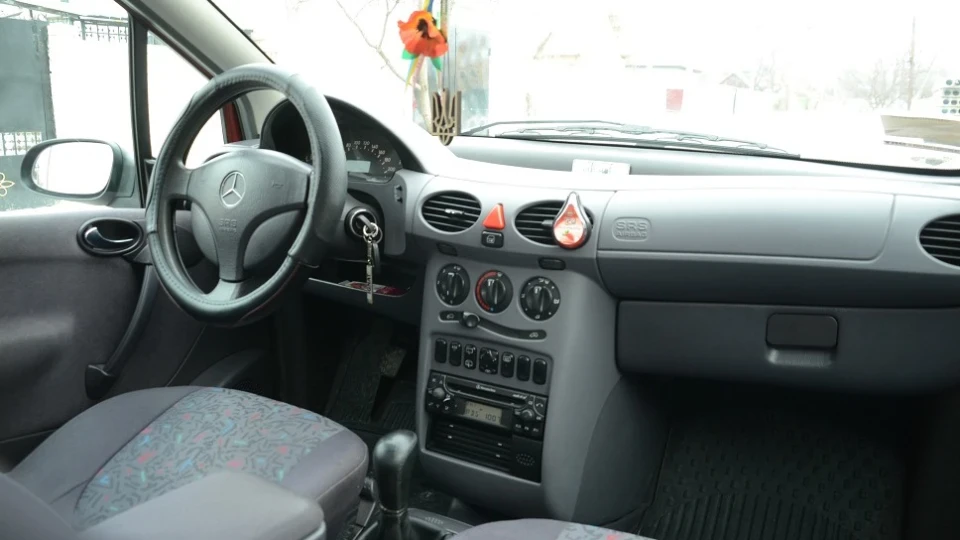 Mercedes-Benz A-Class 4
