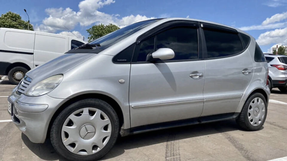 Mercedes-Benz A-Class 2