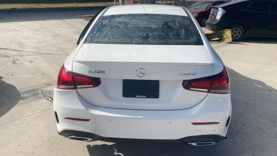 Mercedes-Benz A-Class 2