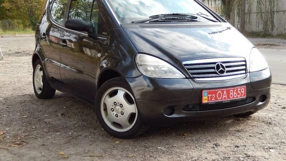 Mercedes-Benz A-Class Елегантний 3