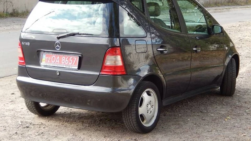 Mercedes-Benz A-Class Елегантний 4