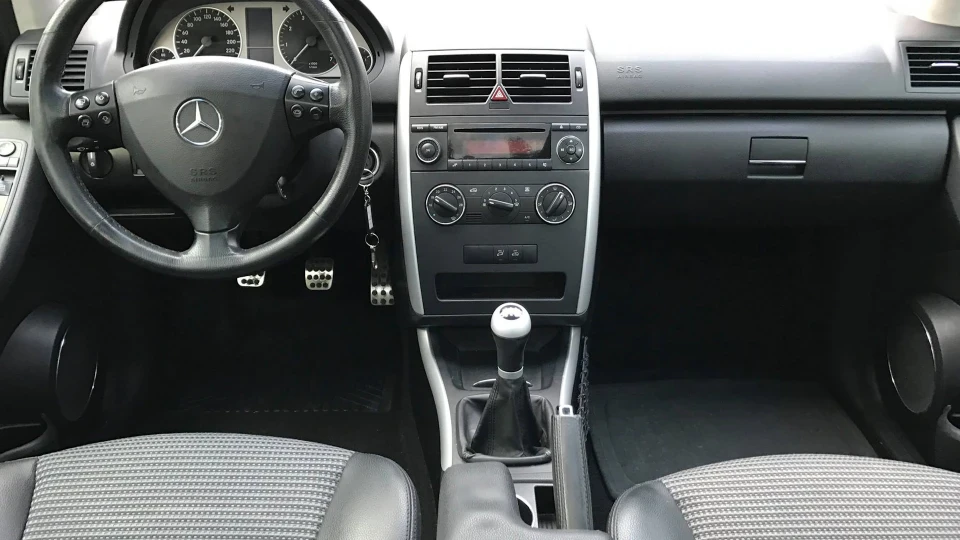 Mercedes-Benz A-Class купе
