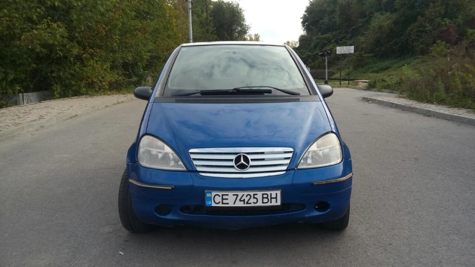 Mercedes-Benz A-Class Синя блискавка 2