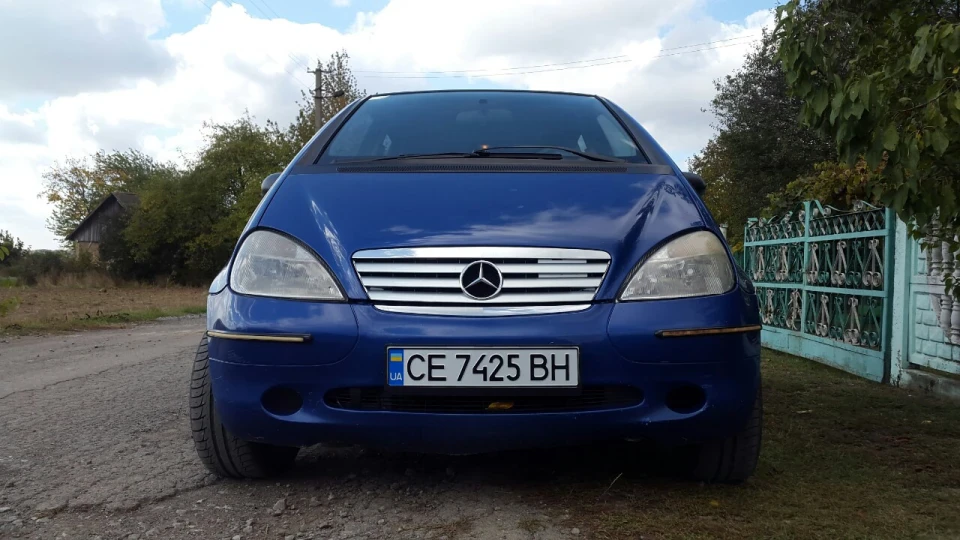 Mercedes-Benz A-Class Синя блискавка 5