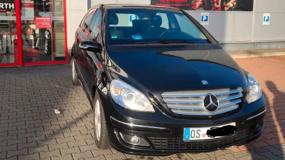 Mercedes-Benz B-Class 4