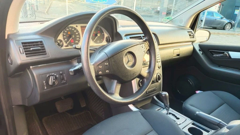 Mercedes-Benz B-Class 5
