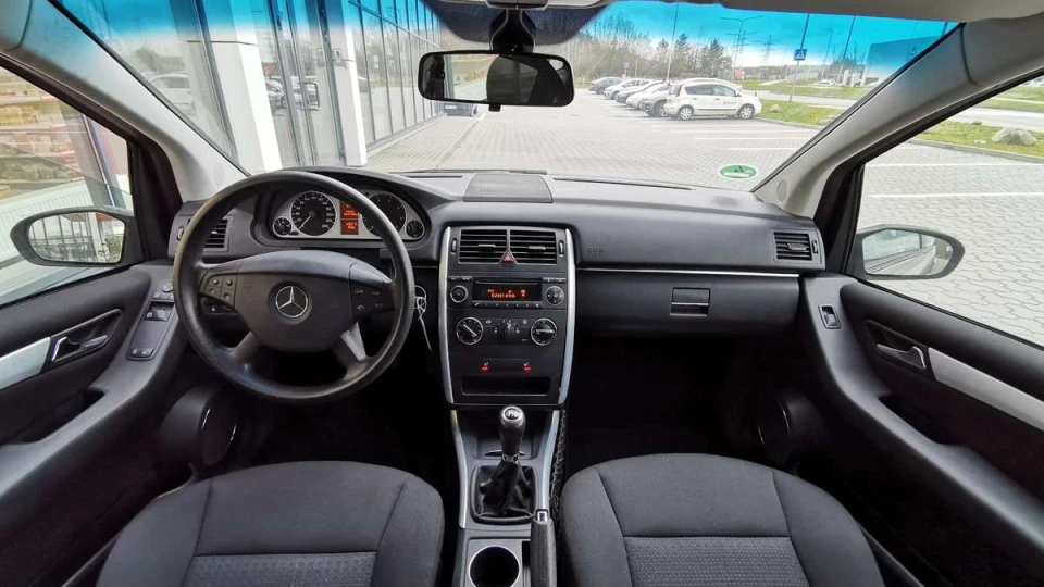 Mercedes-Benz B-Class 3