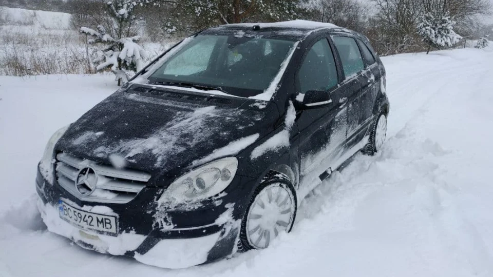 Mercedes-Benz B-Class 3
