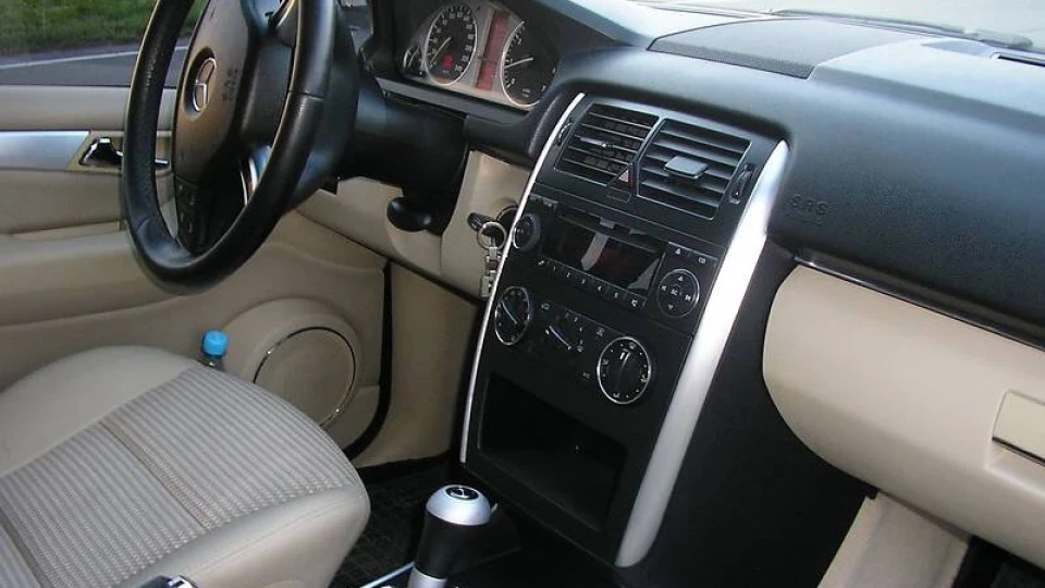 Mercedes-Benz B-Class 170 3