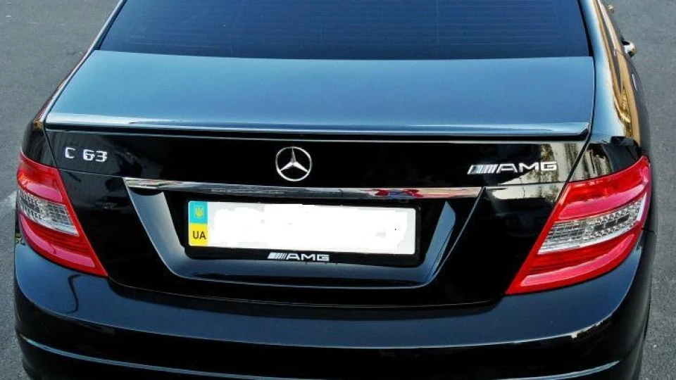 Mercedes-Benz C 63 AMG 5