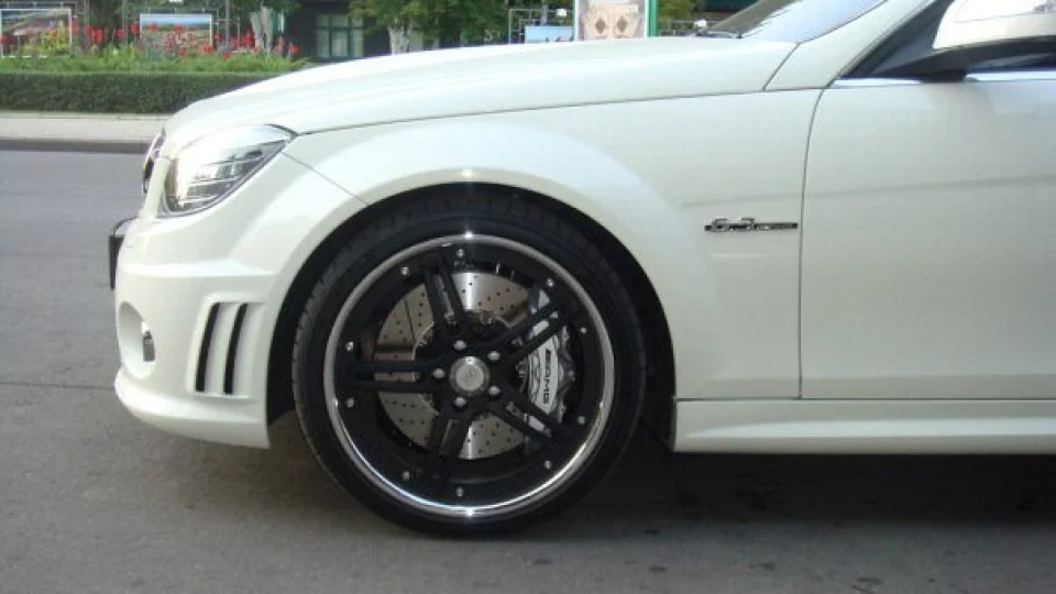 Mercedes-Benz C 63 AMG