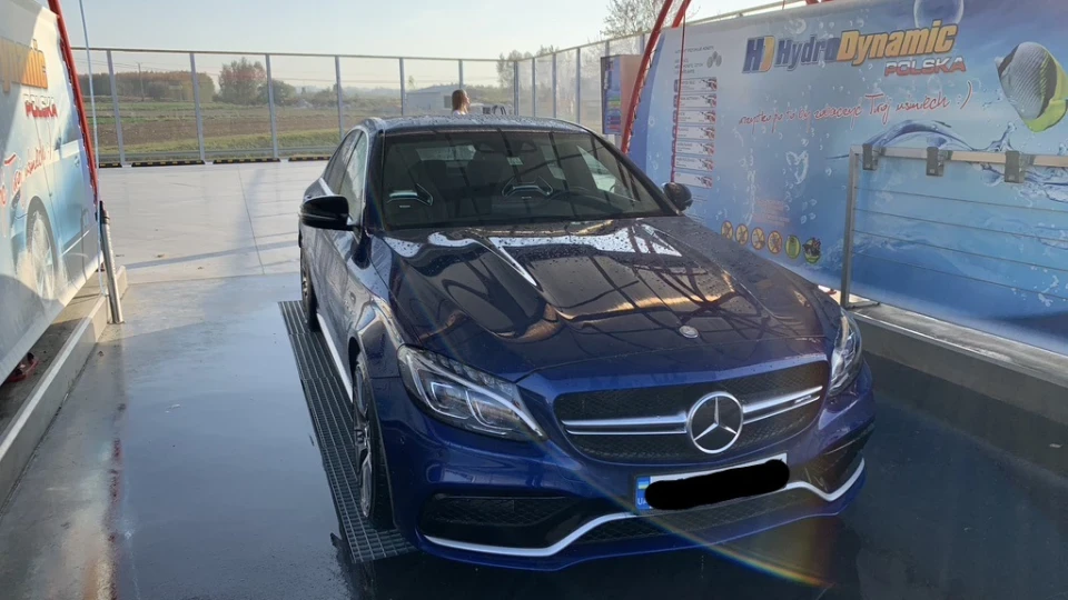 Mercedes-Benz C 63 AMG S 3