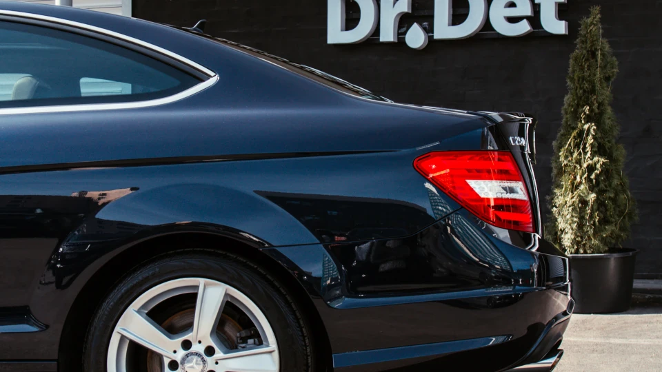 Mercedes-Benz C-Class Coupe