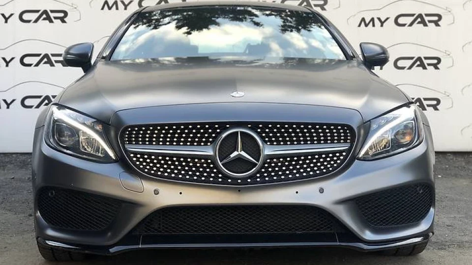 Mercedes-Benz C-Class Coupe Малиха