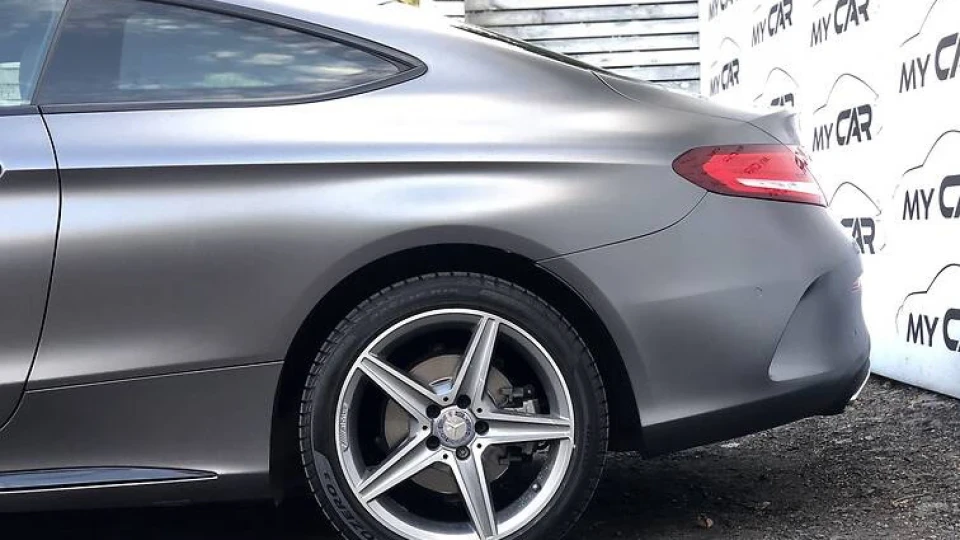 Mercedes-Benz C-Class Coupe Малиха 5