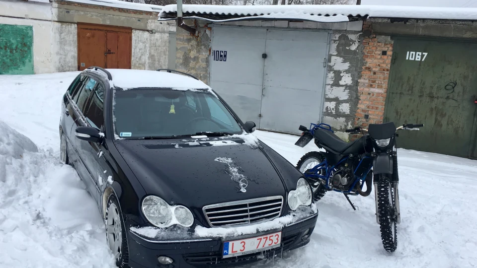 Mercedes-Benz C-Class Estate 2