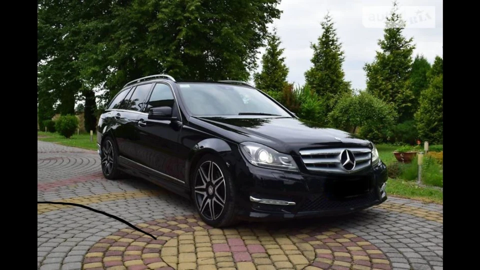 Mercedes-Benz C-Class Estate C250 4matic AMG Sport+ 3