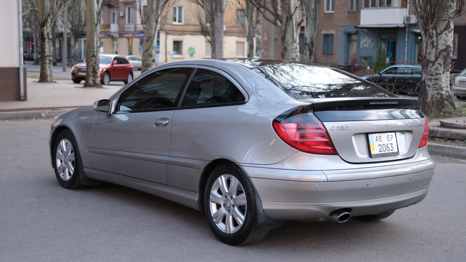 Mercedes-Benz C-Class Sportcoupe 5