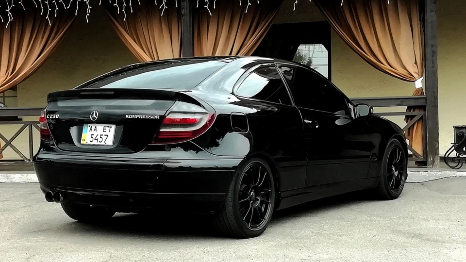 Mercedes-Benz C-Class Sportcoupe 2.3 kompressor 4